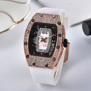 22 Dames Beste editie Silver Lip Diamond Dial Wearable Watch Bot Kalender Quartz Watch Casual Rubber Riem