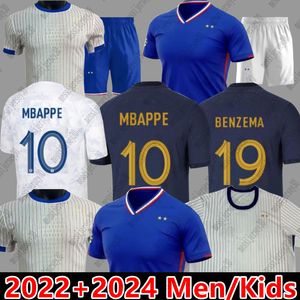 22 World Jersey Frans 2024 Euro Cup Mbappe voetbaltruien Dembele Coman Saliba Kante Maillot de Foot Benzema Griezmann Kids Men Fans Player voetbalshirt Kit