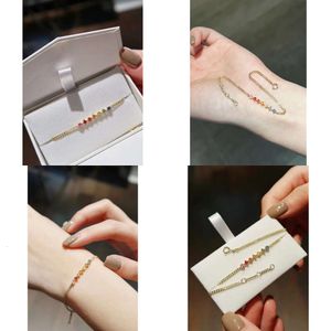 220913080 Damesjuwelenketen Bracelet Rainbow Square Sapphire Au750 Geelgoud 16/18 cm Verstelbare edelsteen stenen Fashion Girl Gift Idee originele kwaliteit