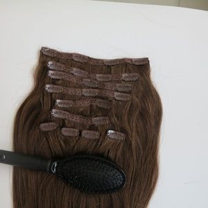 220 g 10 stks / set 20 22 inch clip in menselijke hair extensions Braziliaanse haar 6 # / medium bruin kleur Remy straight haar weeft gratis kam