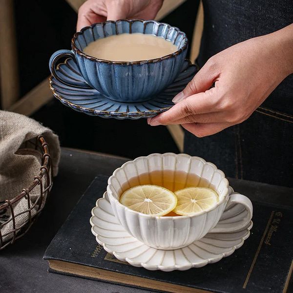 220 ml tasse de tasse à tasse en céramique Tasse de thé d'après-midi anglais et soucoupe une tasse en porcelaine Petit-déjeuner citron au thé de lait tasse de lait 231220