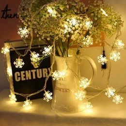 220V EU -batterij USB LED Snowflake String Licht Fairy Gordijn Outdoor Kerstg slinger voor vakantie feestjaar decor y201020