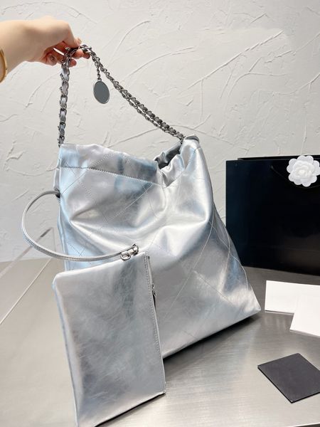 22 sacs sac poubelle décontracté cuir de vache ciré à l'huile sac à bandoulière argent brillant double lettre creux pendentif pièce d'or rétro grande capacité sac à main avec portefeuilles à fermeture éclair simples