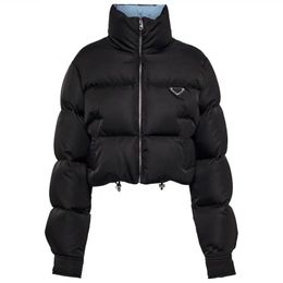 22FW Vrouwen Jas Parka Down Jas Mode Korte Jas Stijl Slanke Corset Dikke Outfit Windjack Pocket Buitenmaatse Dame Warme jassen S-L