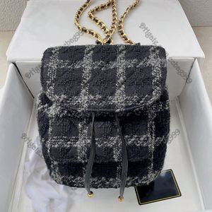 22K Designer French Backet Backet Sackepack Style Black Pink Patchwork Bid-Tone Tweed Mandted Hands Sacs Gold Hardware Double Chain Classic 272S