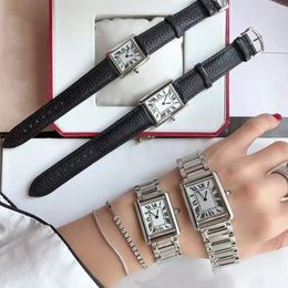 22 mm 26 mm Geométrico Rectángulo Tank Wristwatch Senior Must Quartz Watches Female Roman Number Watch Black Leather Sapphire Crystal 286d