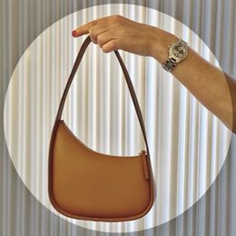 22s Designer Bag Bags Evening Le sac demi-lune rang demi-lune conçu par la minorité est très simple le sac à main sous les bras