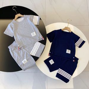 22SS kind designer clother sets sport brief childrens kids korte mouw T-shirt shorts set pak merk jongens kleding katoen tees