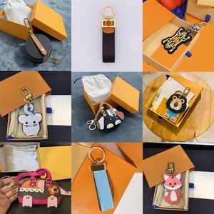 22SS Design zonder doosletter Print Cartoon Brand Designer Keychain Holder PU Leather Animal Cars Key Chain Top High Qual243i