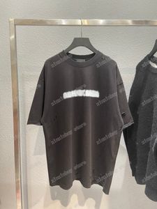 22SS Men Women Designers T-shirt T-shirt Spray Paint Letter Paris Print Short Sleeve Crew Neck Streetwear Black White Gray Xinxinbuy XS-L
