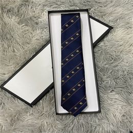 22SS New Men Tie Tie Men's Designer Ties Suit Tie Tie Luxury Business Business Men's Silk Party Mariage Tie à cravate Cravatino Cravat Collier avec boîte 88