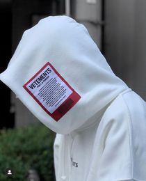 22SS Red Label Sticker 100 Coton UE Taille Vements Hoodies Hommes Femmes High Street Streetwear Automne Pullover Winter 220715