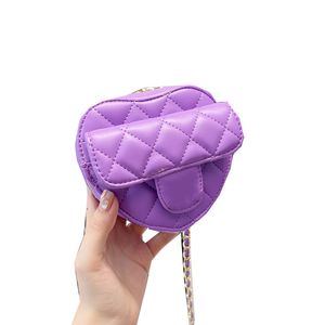 22W Lady Peach Purple Black White Bag Valentine Classic Vanity Heart Gold Metal Hardware Matelasse Chain Crossbody Schouder Fanny Pack Lucky Charm Handtas 14x12cm