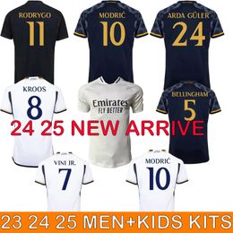 23 24 25 Groothandel Bellingham Vini Jr Reals Madrids voetbaltruien Mbappe Carvajal voetbalhirt Home Away Camavinga Rodrygo Modric Camisetas Men Kids Kits
