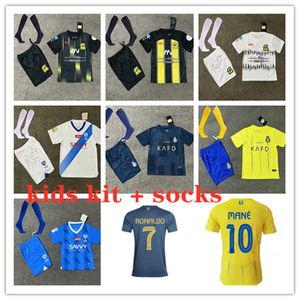 23/24 Al Nassr FC Ronaldo voetbalshirts Heren Kids Kit Al Hilal Saudi uniform Home geel CR7 jongens Voetbal shiirt BenzEMA jersey 2023 Saoedi-Arabië