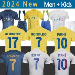 23 24 Al Nassr FC voetballen Jerseys Ronaldo Home Geel weg kit Cr7 Gonzalo Martinez Talisca Ghislain Konan Vincent Aboubakar Men Kid Kits voetbalshirt Al-Nassr FC FC FC