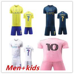 23 24 Maillots de football Al Nassr FC Ronaldo Home Kit de maillot de football pour enfants CR7 Gonzalo Martinez Talisca Ghislain Konan Vincent Aboubakar Hommes Maillot de football Al-Nassr FC