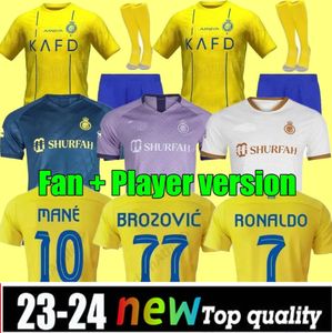 23 24 Al Nassr FC Soccer Jerseys Ronaldo 2023 2024 Accueil jaune loin 23/24 CR7 Gonzalo Martinez Talisca femmes FANS version joueur hommes enfants kit666