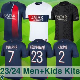 Réplique de maillots 23/24 avec Mbappe, Pereira. Designs haut de gamme pour les fans ardents – domicile, extérieur, troisième kits, collection pour enfants. Différentes options de personnalisation de tailles disponibles.