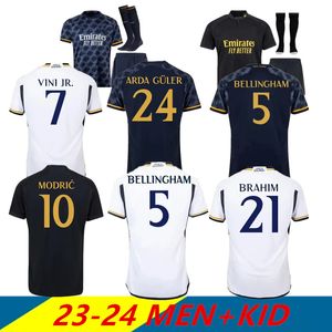 23 24 BELLINGHAM VINI JR Camisetas de fútbol KROOS Tchouameni 2023 2024 Camiseta de fútbol Real Madrid CAMAVINGA Rodrygo MODRIC Camisetas Hombres Niños Kit Uniformes Fans Jugador