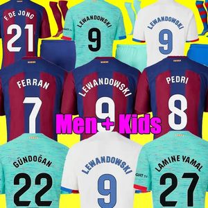 23 24 Camisetas De Soccer Jerseys PEDRI LEWANDOWSKI GAVI S 2023 2024 FC BALDE FERRAN RAPHINHA DEST Maillot de football Hommes Kit Barca Enfants