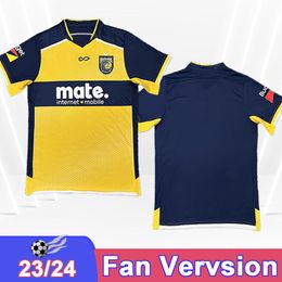 23 24 Central Coast Mariners Mens Soccer Jerseys Kuol Theoharous Balard Nisb Kaltak Football Shirts Home Short à manches