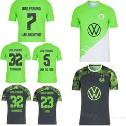 23-24 Club Equipo de fútbol VfL Wolfsburg 16 Jakub Kaminski Jerseys 21 Joakim Maehle 19 Lovro Majer 23 Jonas Wind 32 Mattias Svanberg 1 Koen Casteels Kits de camiseta de fútbol FC