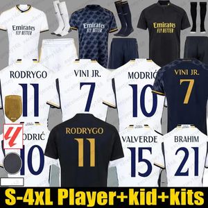 Real Madrid Sportswear Fans Player Version Soccer Jerseys VINI JR BELLINGHAM REAL Madrid CAMAVINGA TCHOUAMENI VALVERDE maillot de football hommes kits enfants