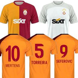 23-24 Galatasaray camisetas de fútbol personalizadas de calidad tailandesa 9 FALCAO 10 BELHANDA 27 LUYINDAMA 31 MOSTAFA 89 FEGHOULI 6 MICHAEL SERI dhgate kingcaps al por mayor