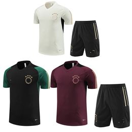 23/24 Duitsland Trainingspakken Badge borduurwerk Mannen Jersey Sneldrogend Shirt met korte mouwen Outdoor Vrije tijd sportpak Top Shorts Sportshirt