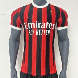 24 25 Giroud Pulisic volwassen voetbaltruien 2024 2025 Rebic Theo Bennacer Kessie de Ketelaere Rafa Leao voetbal shirts AC Player Men Kids Kit Uniformi Top