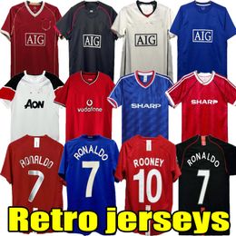 1977 Retro Soccer Jerseys 1982 83 84 86 88 90 92 94 98 99 Ronaldo Rooney Giggs Nani United 02 04 05 06 07 08 Scholes Tevez Berbatov Vidic Vintage Classic Football Shirt