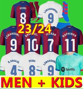 23 24 Lewandowski Camisetas de S Soccer Jerseys Gavi Pedri 2023 2024 Ansu Fati Ferran Raphinha Dest Football Shirt Men Kit Kinderuitrusting