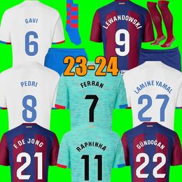 23 24 LEWANDOWSKI Voetbalshirts GAVI PEDRI Camisetas De Futbol 2023 2024 LAINE YAMAL FERRAN RAPHINHA JOAO FELIX Voetbalshirt Barca Derde
