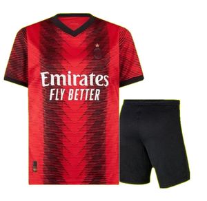 3XL 4XL 23 24 Maglia Ac M Milan GIROUD RAFA LEAO PULISIC 4e voetbalshirt Kid Kit Home Away 3e voetbalshirts Calcio Maillot TOMORI THEO Pleasures Fourth Zwart Beige