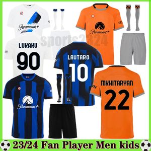 23 24 Fan de joueur LUKAKU Maillot de football BARELLA INTERS DZEKO MILANS LAUTARO VIDAL J. CORREA 23 24 Maillot de football CALHANOGLU GAGLIARDINI Hommes Kit Jaune 3ème Équipement pour enfants