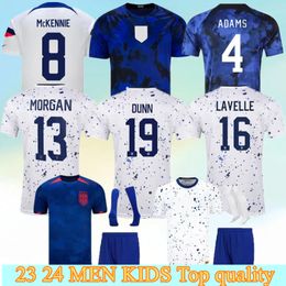 23 24 PULISIC MCKENNIE Voetbalshirt ERTZ ALTIDORE PRESS WOOD MORGAN LLOYD 2023 2024 Amerika Voetbalshirt Verenigde Staten Camisetas VS USMNT LLETGET Heren Kinderen