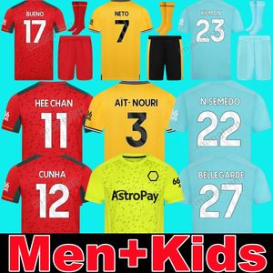 23 24 Sarabia Wolves Soccer Jerseys Raul Matheus Neto Neves Traore 2023 2024 Wanderers PODENCE Lemina Hee Chan Wolverhampton Chemises de football Hommes Kit Enfants Uniformes