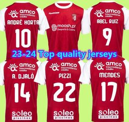 23 24 SC Braga Voetbalshirts heren BRUMA ABEL RUIZ ANDRE HORTA A. DJALO MENDES PIZZI LOPES R. HORTA RONY Home Rode voetbalshirts met korte mouwen