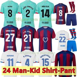 23 24 voetbaltrui Camisetas de voetbalvoetbal Jerseys Pedri Lewandowski Gavi 2023 2024 FC Balde Ferran Raphinha Dest voetbalshirt Men Kit Kinderuitrusting