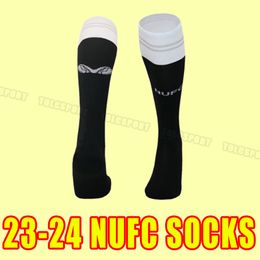 23 24 Chaussettes de football Nouveau château SwIm Wear BRUNO.G Botman Wilson Joelinton Nufc 2023 2024 MAXIMIN SHELVEY ALMIRON TARGETT hommes fans version troisième maison à l'extérieur