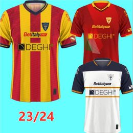 23 24 Amerikaanse Lecce voetbalshirts 2023 2024 Strefezza Federico Baschirotto Joan Gonzalez Wladimiro Falcone Marin Pongracic Remi Oudin voetbalshirts 9888