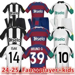 NEWCASLTE 2024 Home Away Soccer Jerseys Bruno G. Joelinton Isak 24 25 3e Tonali Isak-fans speler Maximin Wilson Almiron Football Shirt Man Kids Kit 16-XXL 66