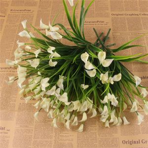 23 cabezas/1 lote de flores de ramo, Mini cala artificial con hojas de seda, lirio falso, plantas acuáticas, decoración de la habitación del hogar