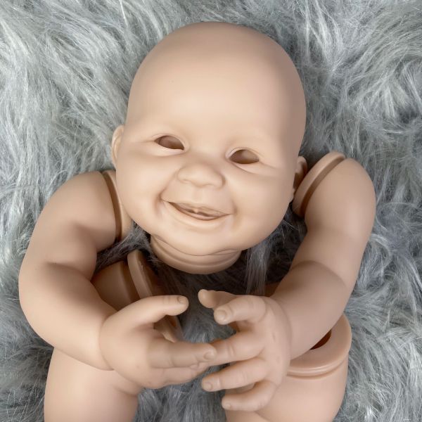 23 pouces Reborn Baby Doll Kit Juliana Vinyl Moules vierges sans assemblé kit de poupée non assemblé Jouet de bricolage à la main pour filles cadeau