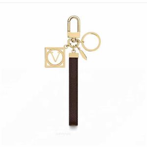 23 lederen ketting gouden ontwerper sleutelhanger heren vrouwen sleutelhanger monogram tas auto hanger sleutelgesp