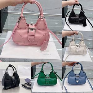 23 Moon Bolso acolchado de piel de napa Mujer Acolchado ligero Ton-sur-ton Triangle Logo Tote Diseñador Metal Hardware Hobo Cierre magnético 295B