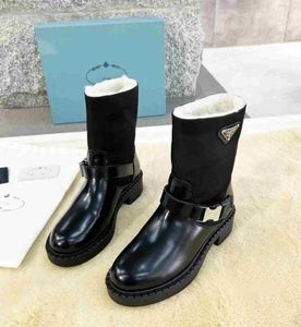 23 Nouvelles chaussures pour femmes de la mode de haute qualité de haute qualité Boots hauts hauts beaux, confortables et élégants à porter