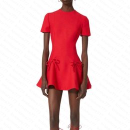 23 Zomer Women Designer Dress T-shirts Jurken met Bow Girls Milan Runway Jersey Korte mouwtank Top A-Line Crepe Couture Dress High End Mini Designer-jurken