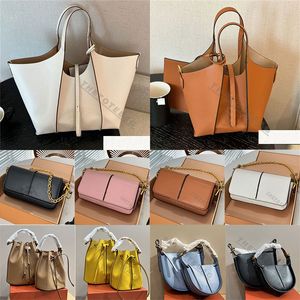 23 T Tijdloze serie Hobo Schoudertassen mode damesontwerper lederen bakken boodschappentassen halve maan handtassen crossbody zwart bruine portemonnee emmertas